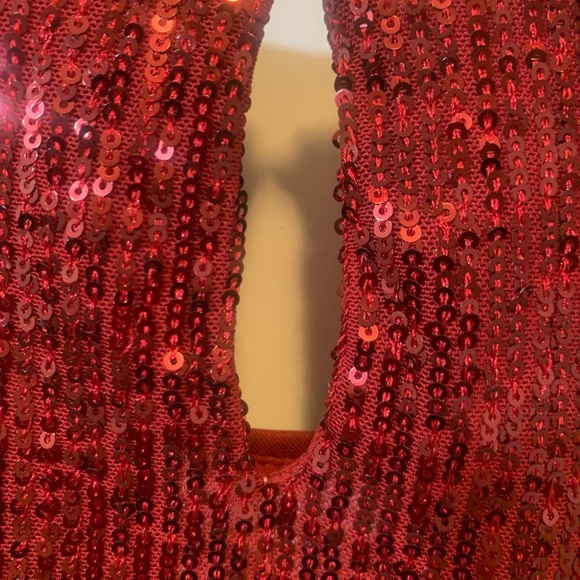 NWOT DKNY Sequin Top - Red - Picture 3 of 5